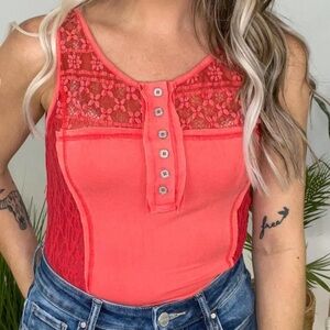 POL Vintage Lace Bodysuit in Coral Size Large NWOT